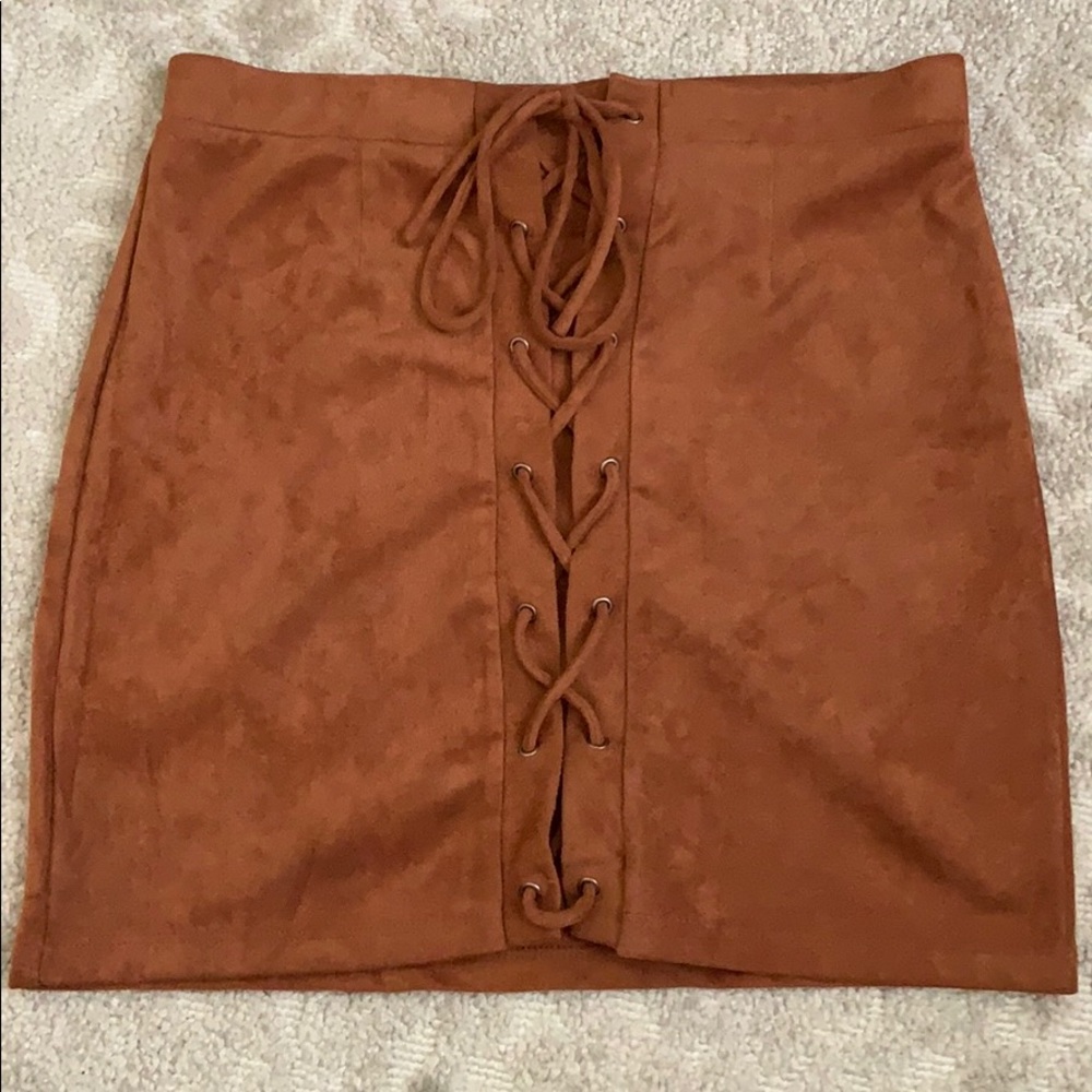 Lace up skirt